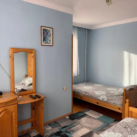 Mama Emiliya Gæstehus