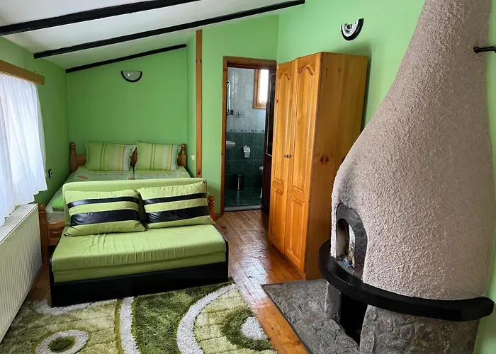 Mama Emiliya * Beli Iskar