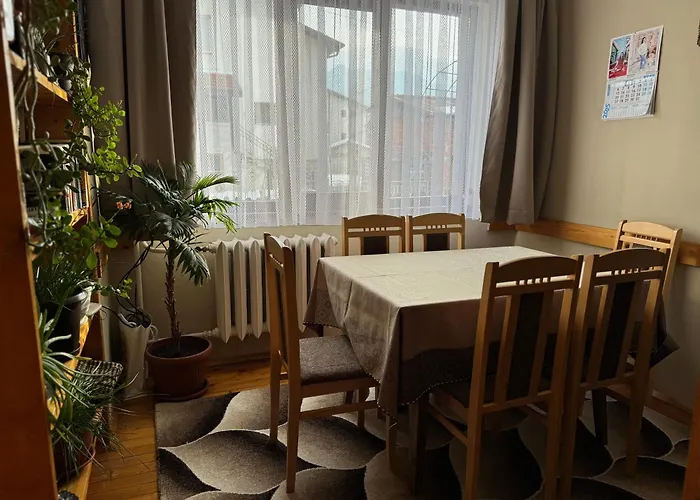 Mama Emiliya Beli Iskar