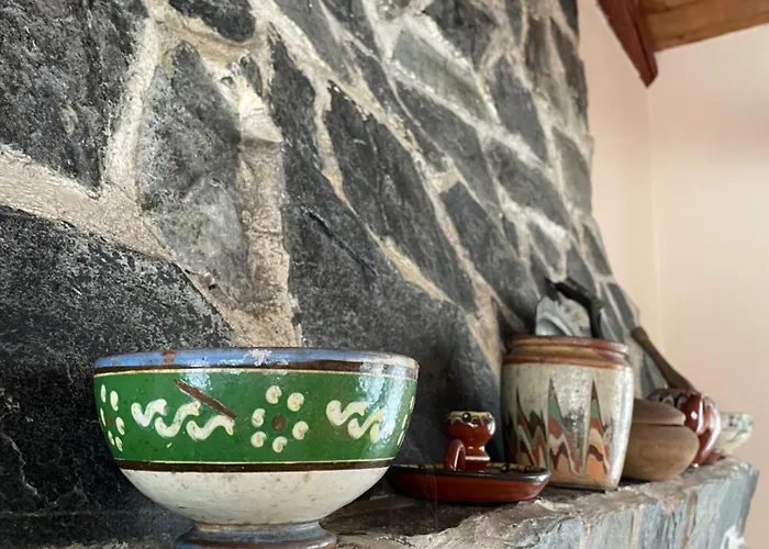 Gasthuis Mama Emiliya *