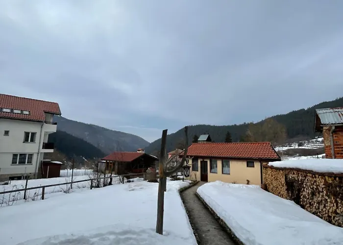 Mama Emiliya Gasthuis